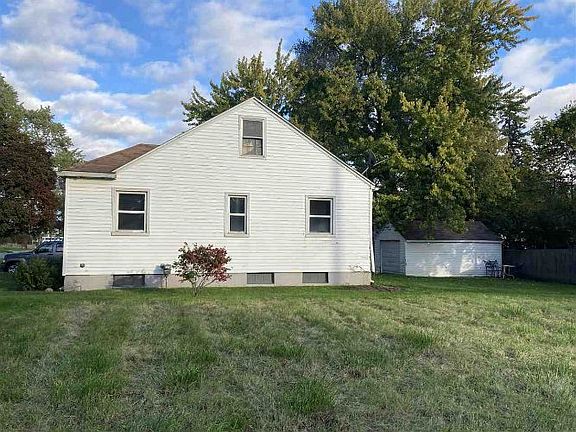3rd image of 2508 E Court St