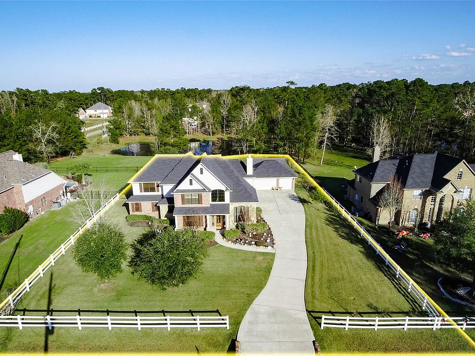 1st image of 12134 Leafy Oak Way