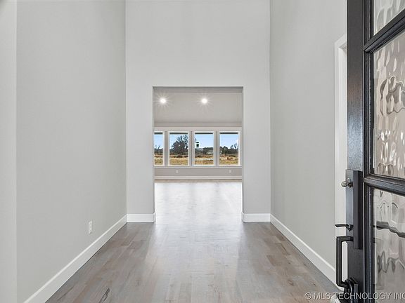 4th image of 22602 E 106th Pl S