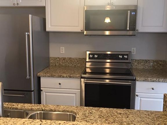 3rd image of 4725 35th St APT 3