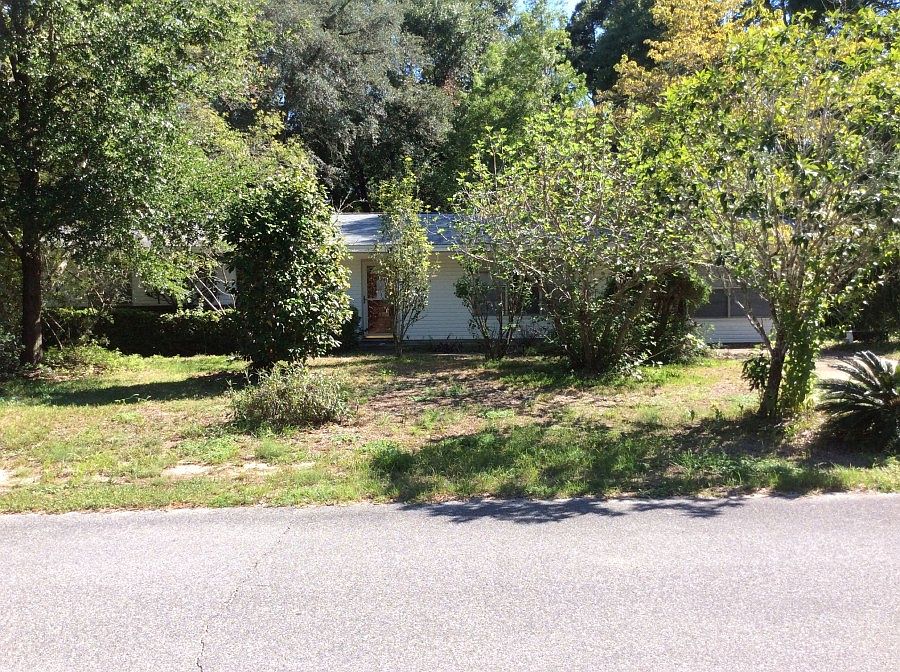 1st image of 313 Plymouth Ave