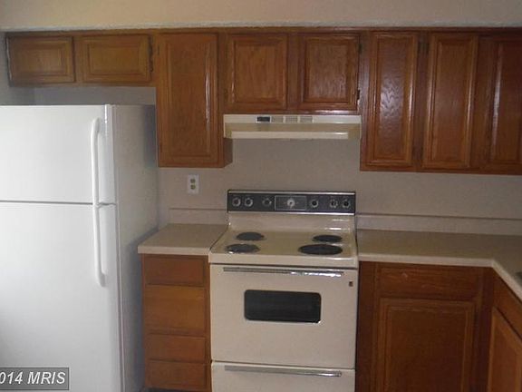 5th image of 9262 Redbridge Ct