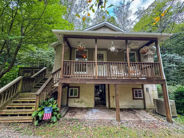 1488 Short Cut Rd, Coleman Falls, VA 24536