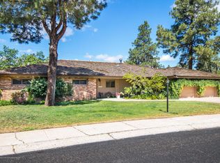 335 E David Dr, Flagstaff, AZ 86001