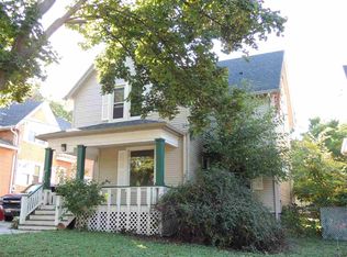 2313 Center Ave, Madison, WI 53704