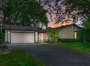 5034 Candlelight Dr, Racine, WI 53402