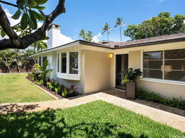 915 Makaiwa St, Honolulu, HI 96816