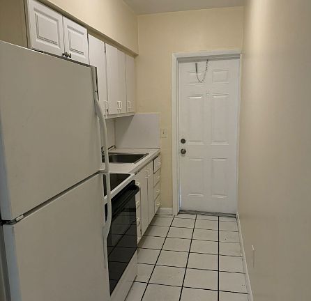 3rd image of 2115 NE 169th St