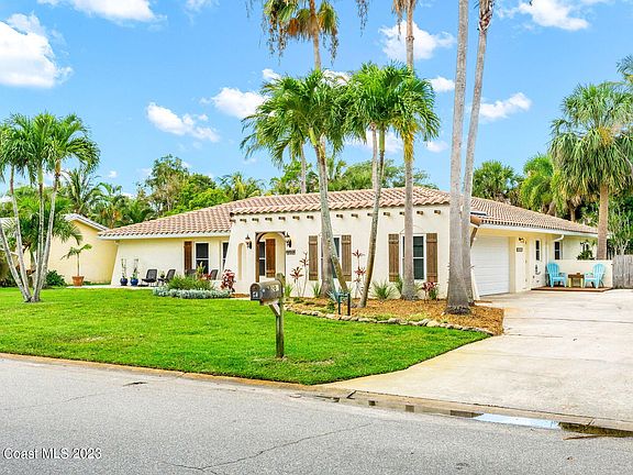 2nd image of 202 S Palm Ave