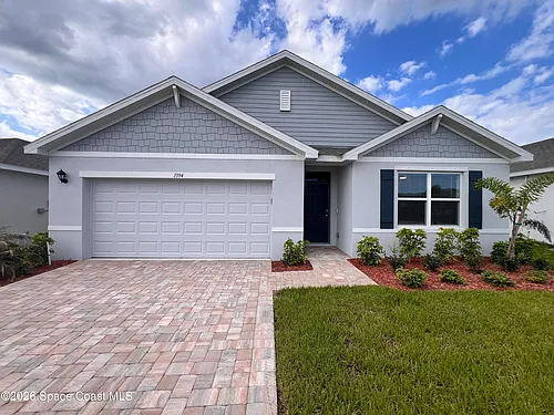 1394 Garabaldi Cir SE Photo 1
