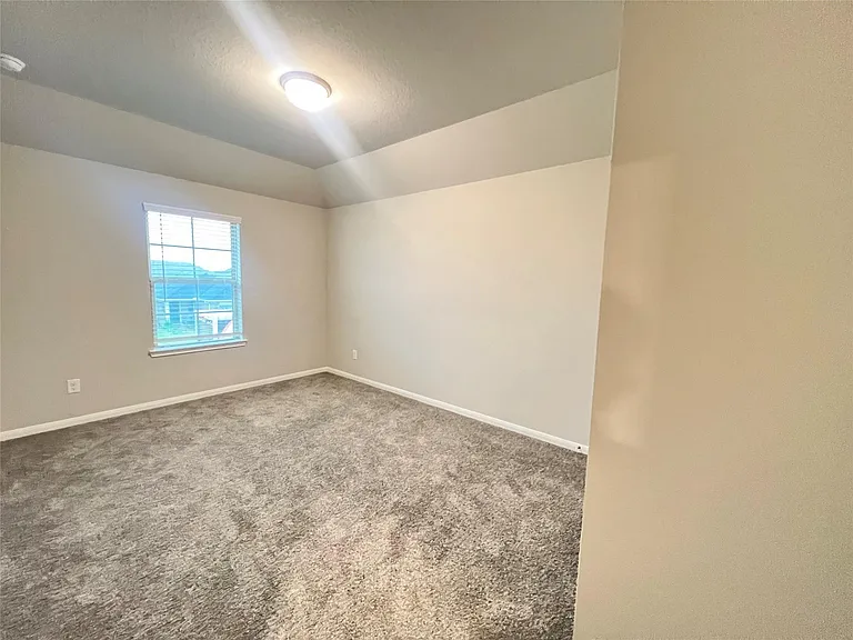 27103 Blue Pool Dr — Photo 25