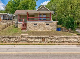 300 Boyd St, De Soto, MO 63020