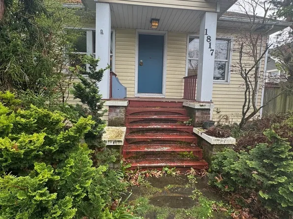1817 NW 65th Street, Seattle, WA 98117