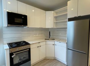 86 Wallis Ave #2B, Jersey City, NJ 07306