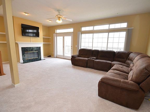 5th image of 6122 Oakbridge Way