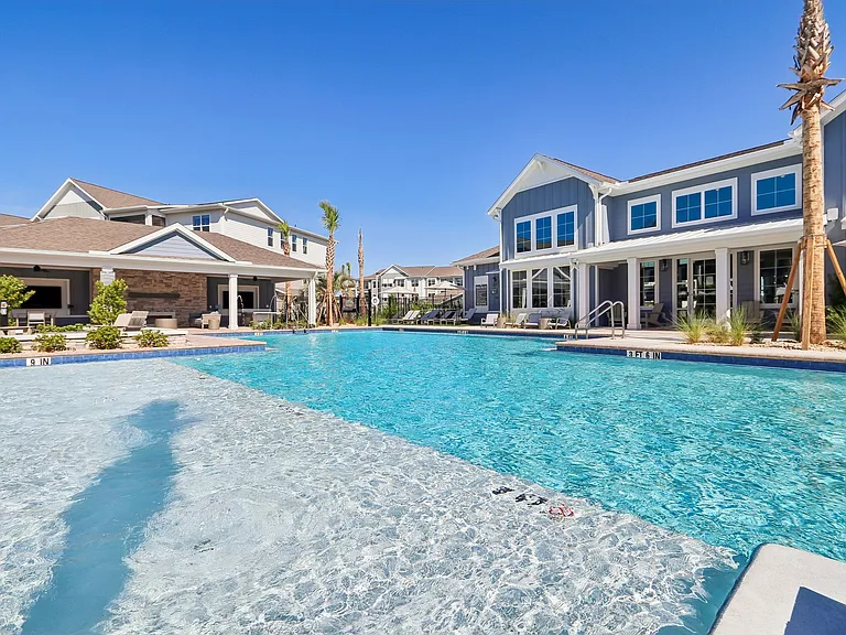 Velara Luxury Apartments — Photo 17