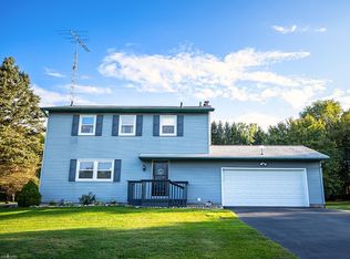 4240 E Round Lake Rd, Laingsburg, MI 48848