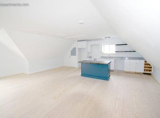 74 Munroe St, Somerville, MA 02143