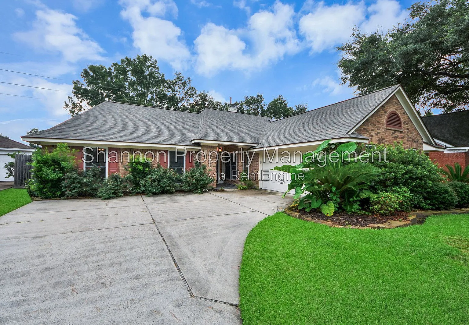 3 bed, 2.0 bath, 2171 sqft, $2,200 — Photo 3
