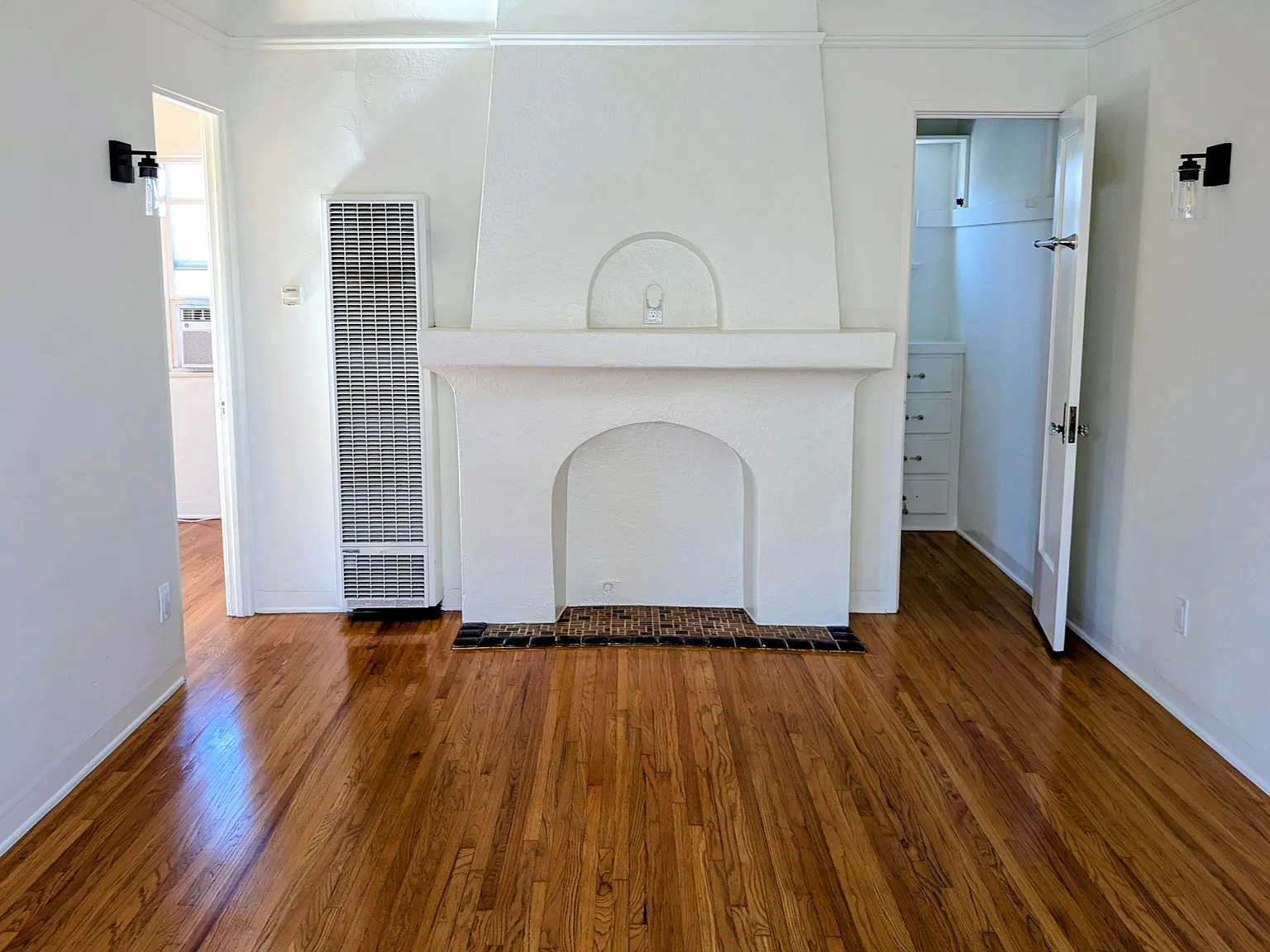 1 bed, 600 sqft, $2,150 — Photo 3