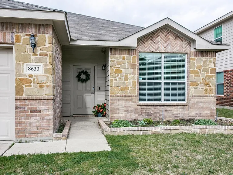 8633 Star Thistle Dr — Photo 1