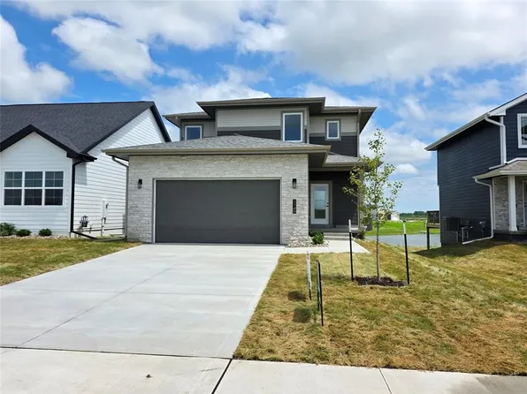 1145 NW Sproul Dr, Waukee, IA 50263