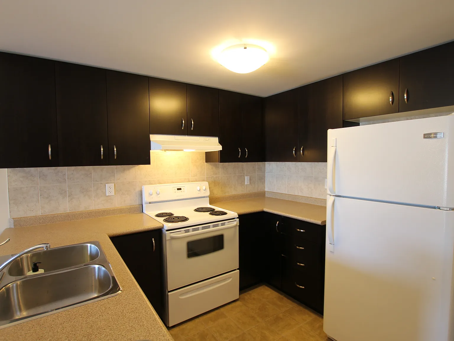 45 Goodwin Drive — Photo 3
