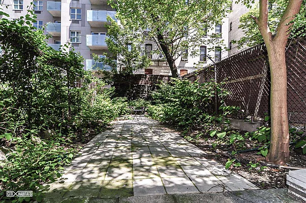 Rented by Citi Habitats | media 18