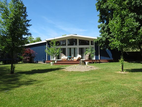 4th image of 12064 Churchill Pl