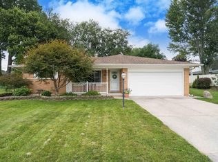 18764 Kappa Dr, Clinton Township, MI