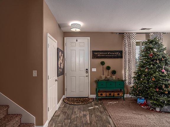 5th image of 1581 Minories Dr