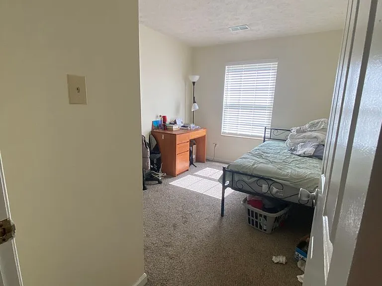 3200B E John Hinkle Pl — Photo 9