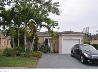 2458 SW 106th Ave, Hollywood, FL 33025