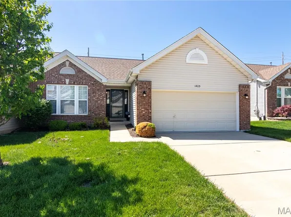 1405 Garnet Dr, O'Fallon, MO 63366