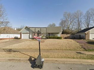 6318 W El Paso Dr, Fayetteville, AR 72704