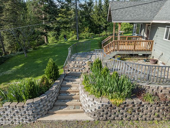 4th image of 2120 NE Sturdevant Pl