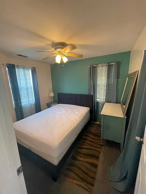 2 bed, 950 sqft, $1,200 — Photo 2
