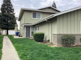 460 W Alamos Ave APT 3, Clovis, CA 93612