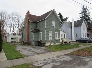 215 Blackmar St, Newark, NY 14513
