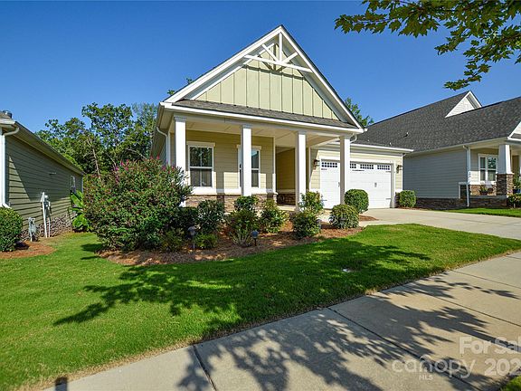 3rd image of 8122 Bretton Woods Dr