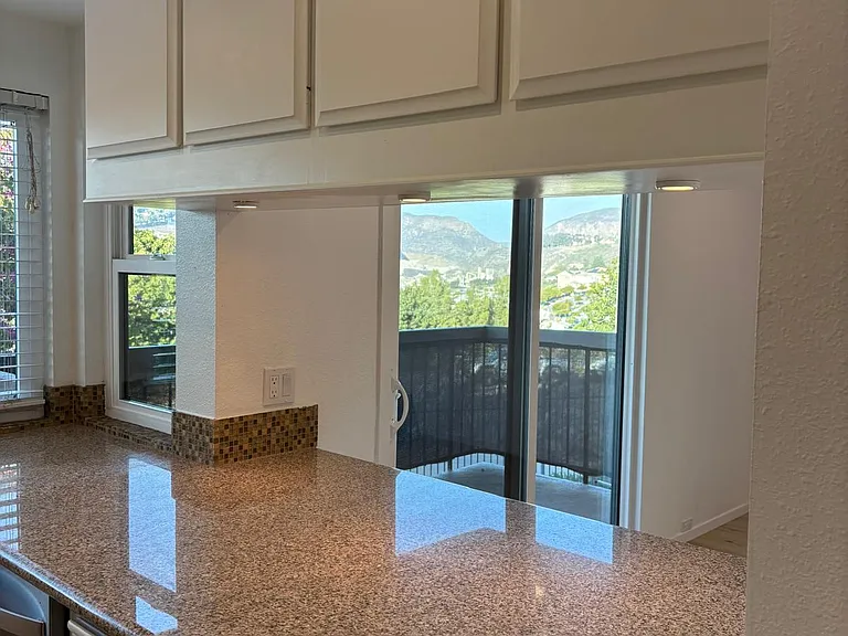 5125 Fontaine St #103 — Photo 13