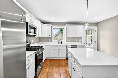 24 Crest Ave #1 Photo 1