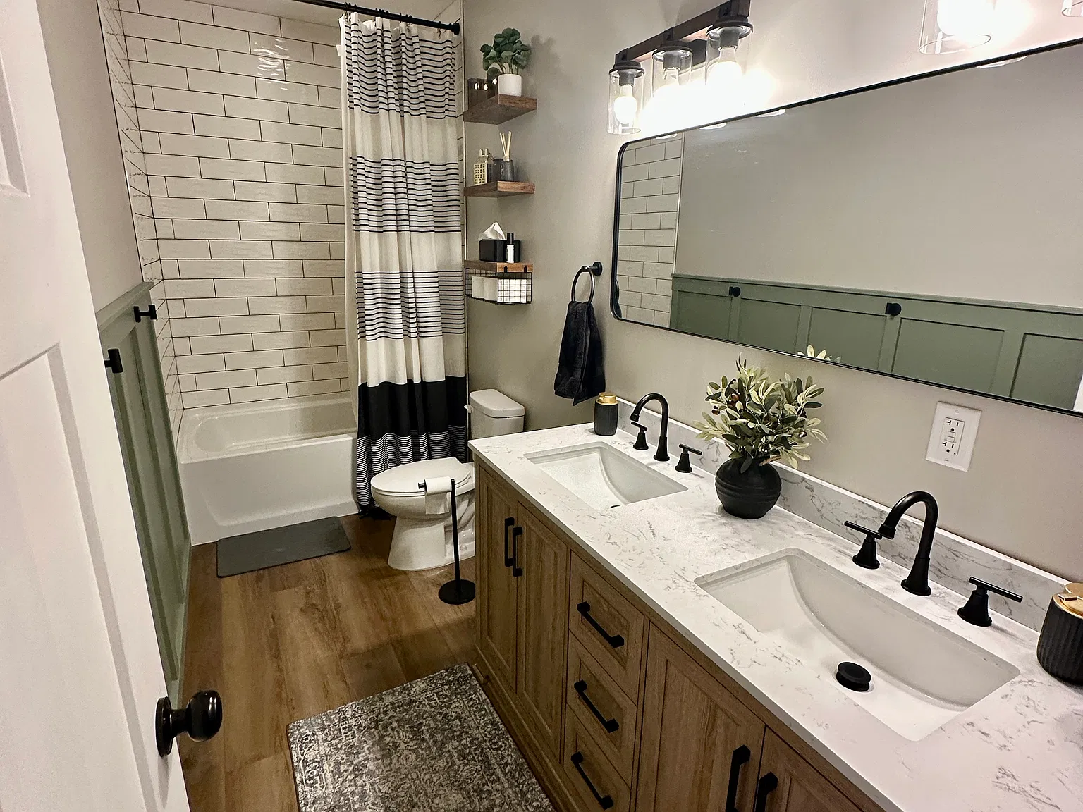 2 bed, 1000 sqft, $1,700 — Photo 3