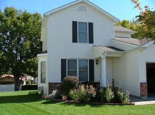 42 Deer Grove Dr, Saint Peters, MO 63376