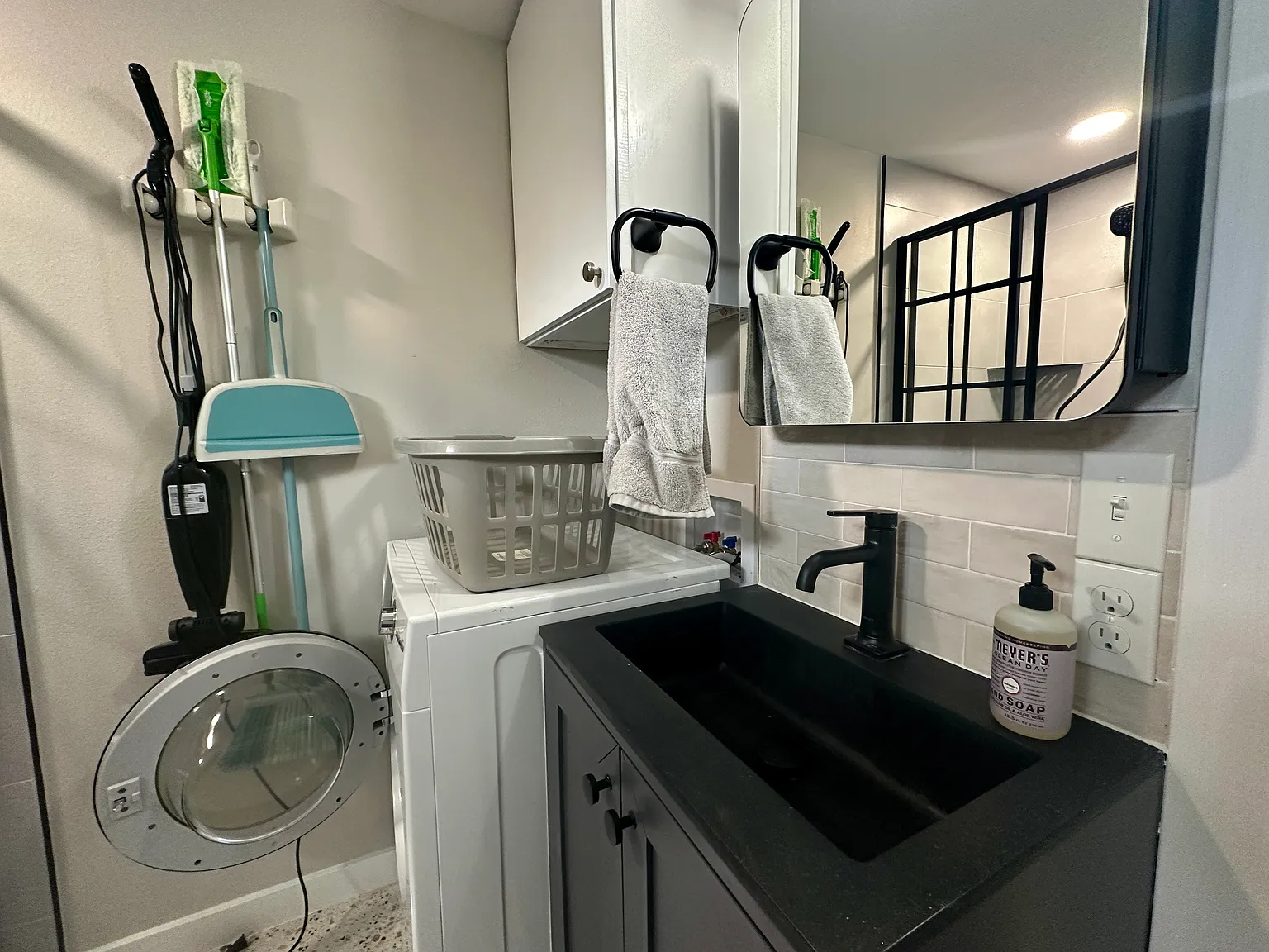 1 bed, 250 sqft, $2,000 — Photo 1