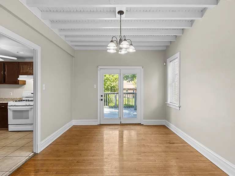6927 Raymond Ave — Photo 4