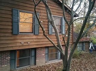 7050 Telegraph Rd, Saint Louis, MO 63129