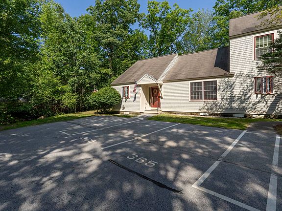 2nd image of 1465 Hooksett Road #365