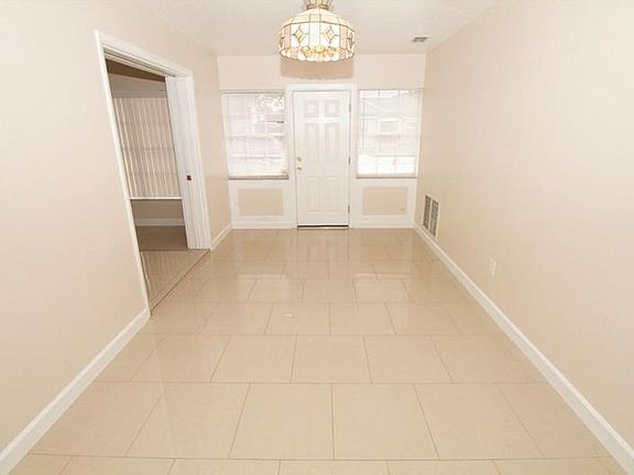 5th image of 3007 W Cass St