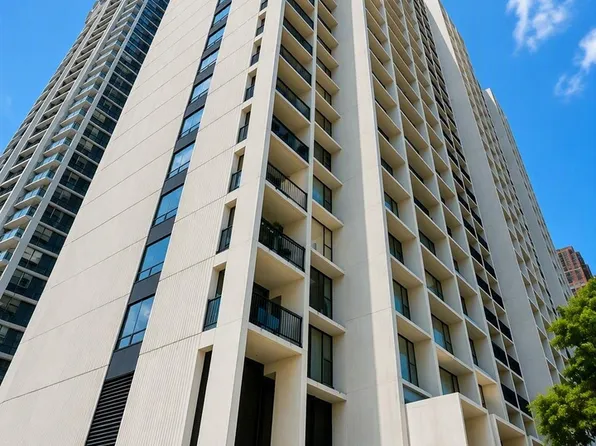 3200 N Lake Shore Dr APT 2008, Chicago, IL 60657